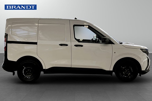 Ford Transit Courier 3 of 7
