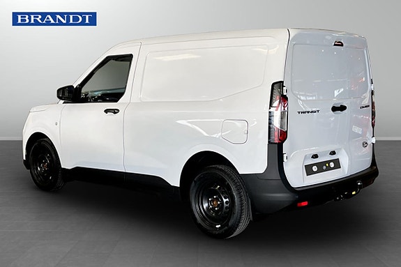 Ford Transit Courier 2 of 7