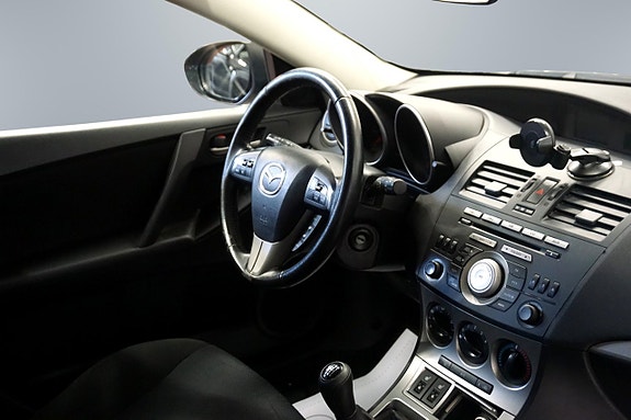 Mazda 3 8 of 12