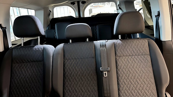 Volkswagen Caddy 10 of 12