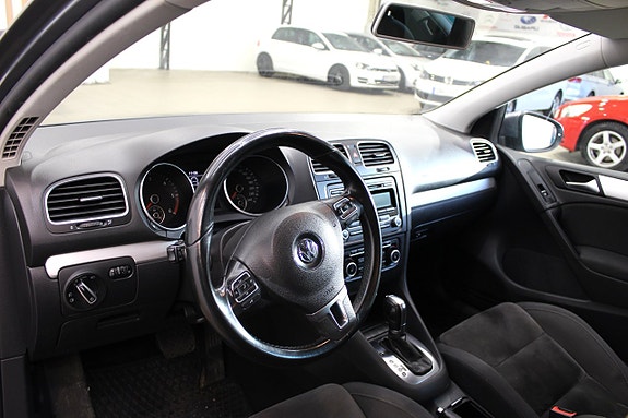 Volkswagen Golf VI 12 of 17