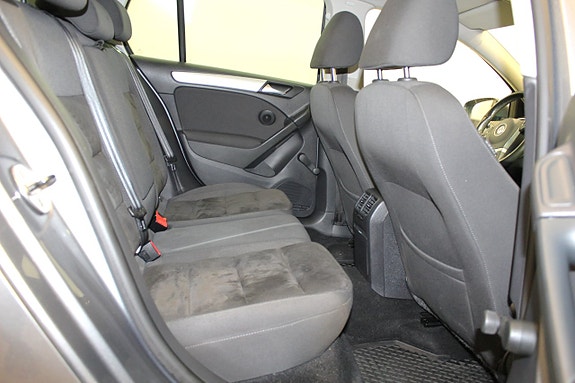 Volkswagen Golf VI 16 of 17