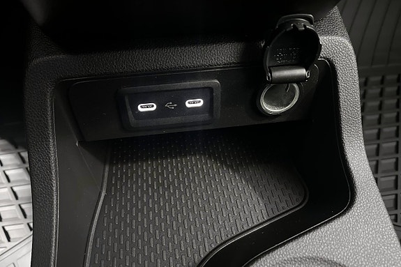 Mercedes-Benz eCitan 16 of 18