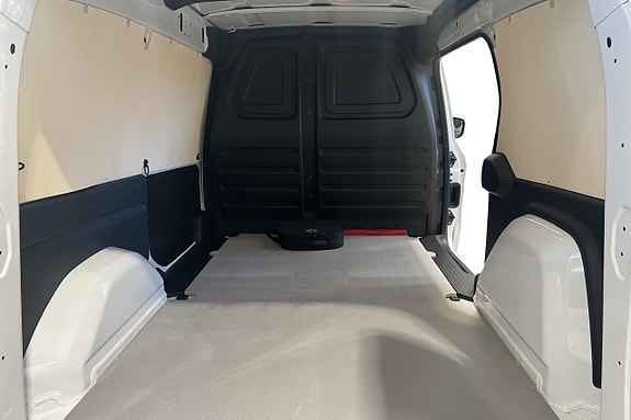 Mercedes-Benz eCitan 14 of 18