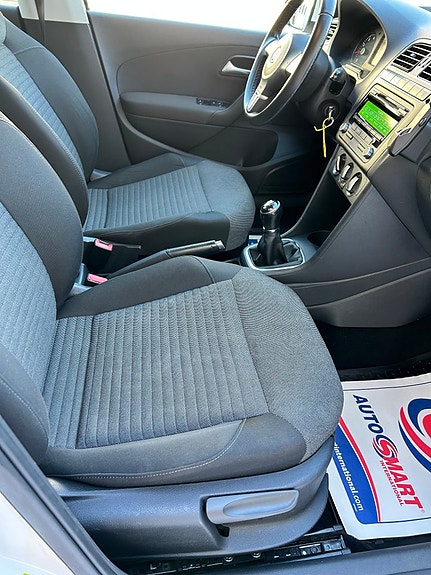 Volkswagen Polo 11 of 14
