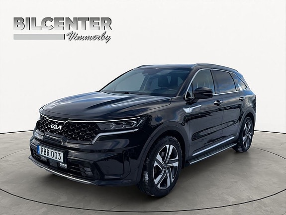Kia Sorento 2 of 27