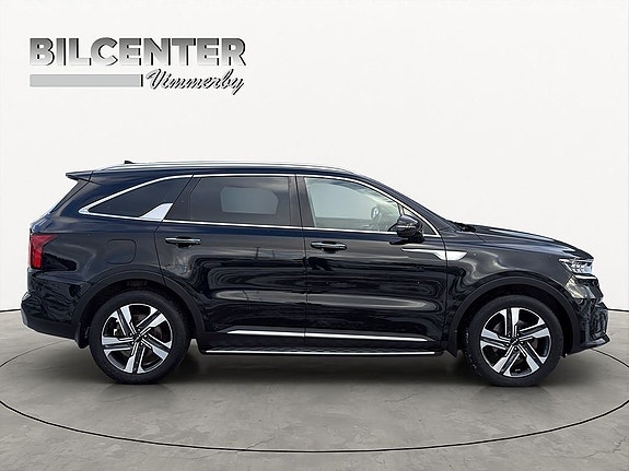Kia Sorento 4 of 27