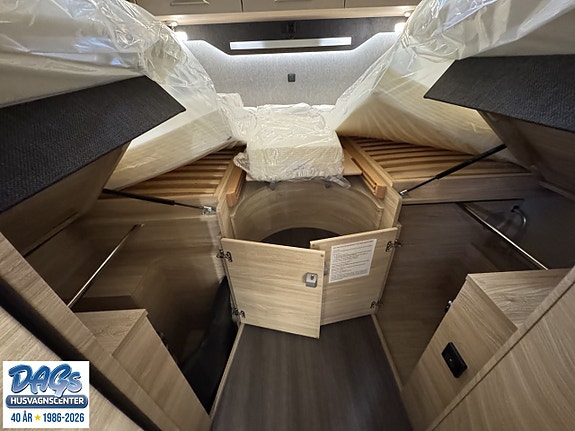 Knaus 650 MEG VAN TI PLUS PLATINUM SELECTION 14 of 20