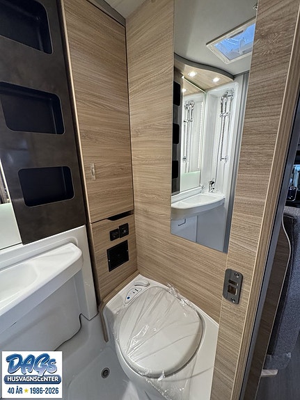 Knaus 650 MEG VAN TI PLUS PLATINUM SELECTION 16 of 20