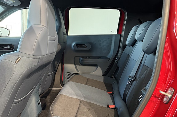 Fiat Grande Panda E 6 of 13
