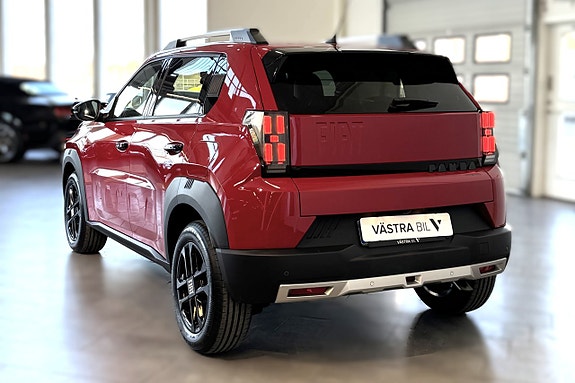 Fiat Grande Panda E 3 of 5