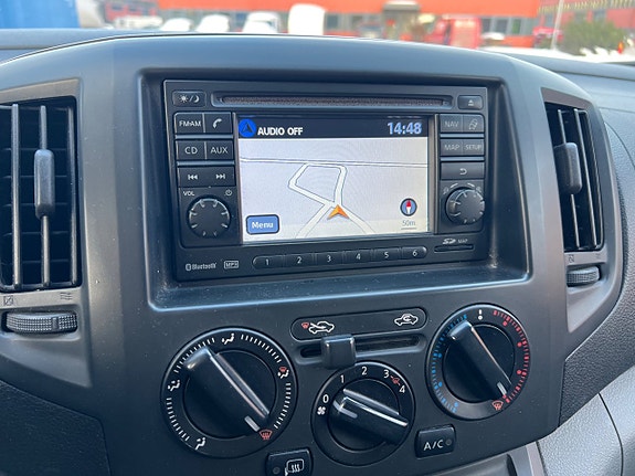 Nissan NV200 17 of 17