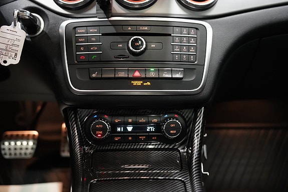 Mercedes-Benz CLA220 d 13 of 20