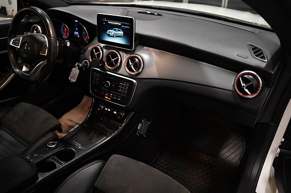Mercedes-Benz CLA220 d 9 of 20