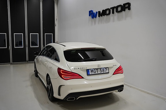 Mercedes-Benz CLA220 d 4 of 5