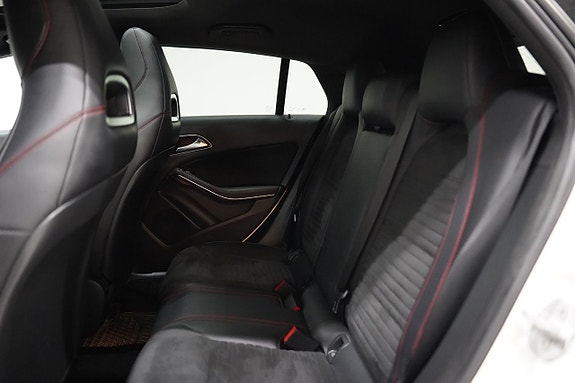 Mercedes-Benz CLA220 d 17 of 20