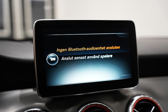 Mercedes-Benz CLA220 d 16 of 20