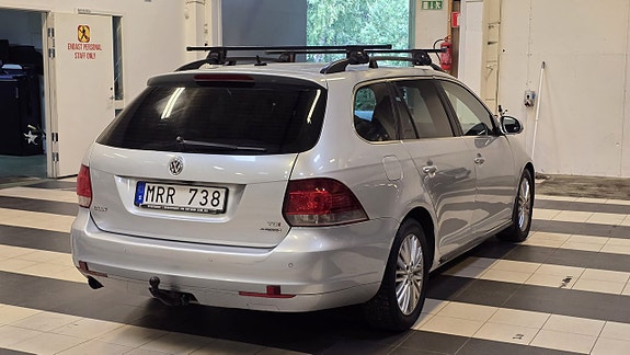 Volkswagen Golf VI 4 of 18