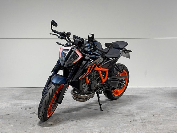 KTM 1290 Super Duke R Lågmilare Dominator NYSERVAD