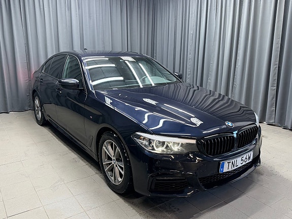 BMW 520d 4 of 5