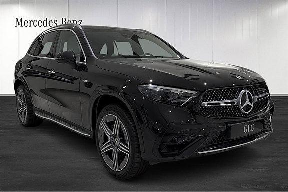 Mercedes-Benz GLC400 e 2 of 5