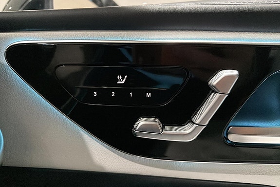 Mercedes-Benz GLC400 e 17 of 18
