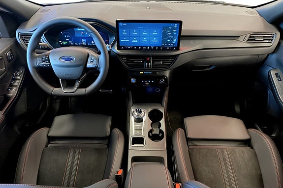 Ford Kuga 7 of 25