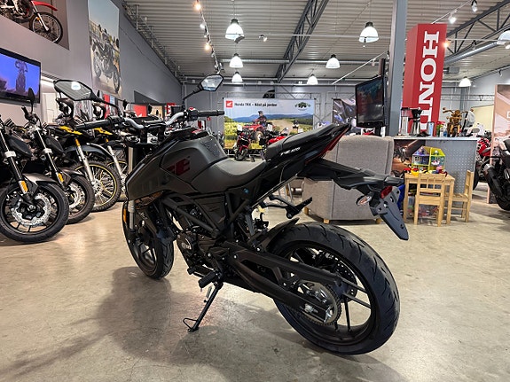 Voge R125 #Inbytesstöd på 5.000:-# 4 of 13