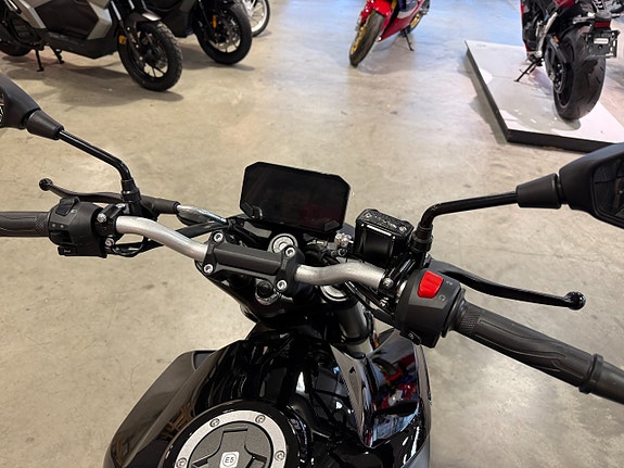 Voge R125 #Inbytesstöd på 5.000:-# 13 of 13