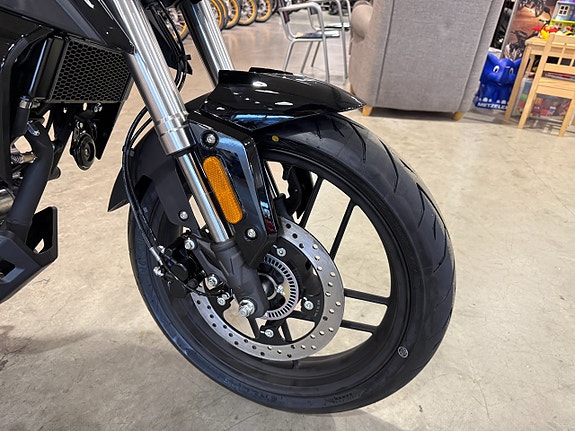 Voge R125 #Inbytesstöd på 5.000:-# 8 of 13