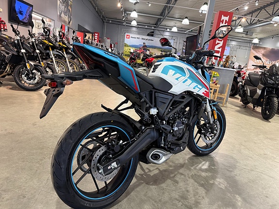 Voge R125 #Inbytesstöd på 5.000:-# 3 of 12