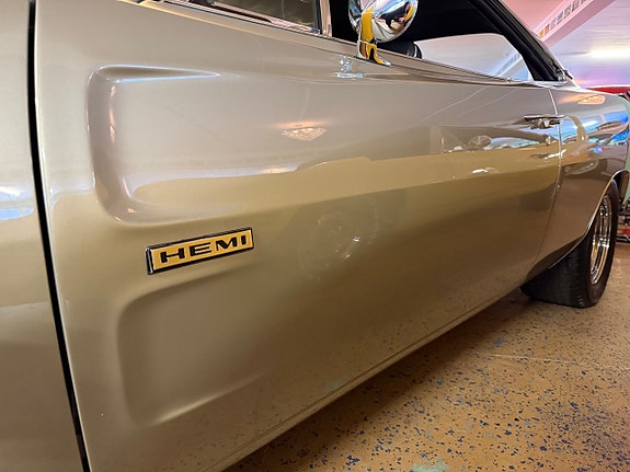 Dodge Charger 7 of 30