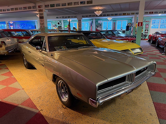 Dodge Charger 3 of 30