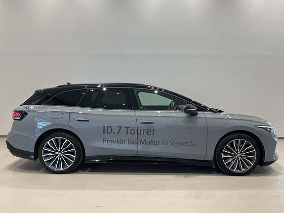 Volkswagen ID.7 4 of 5