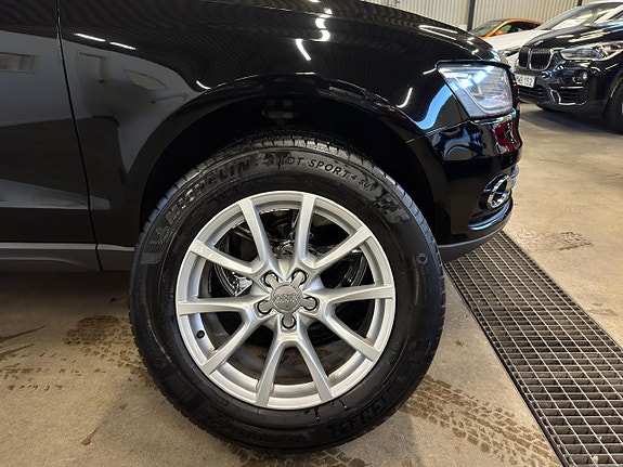 Audi Q5 3 of 5