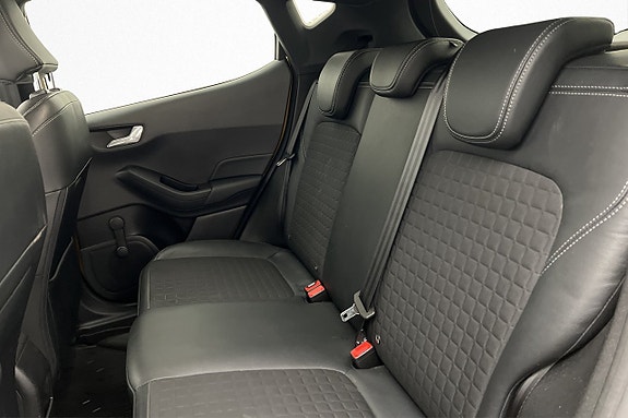 Ford Fiesta 11 of 22