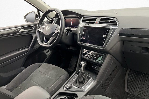Volkswagen Tiguan 12 of 29