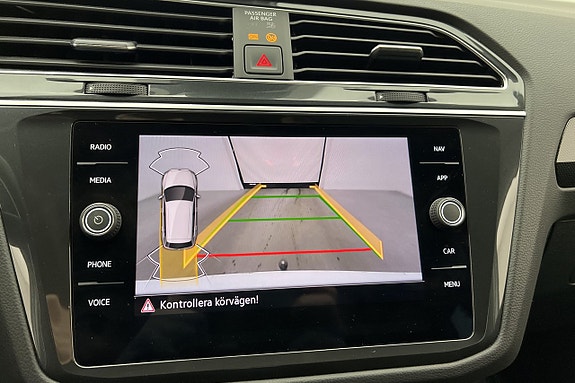 Volkswagen Tiguan 13 of 29