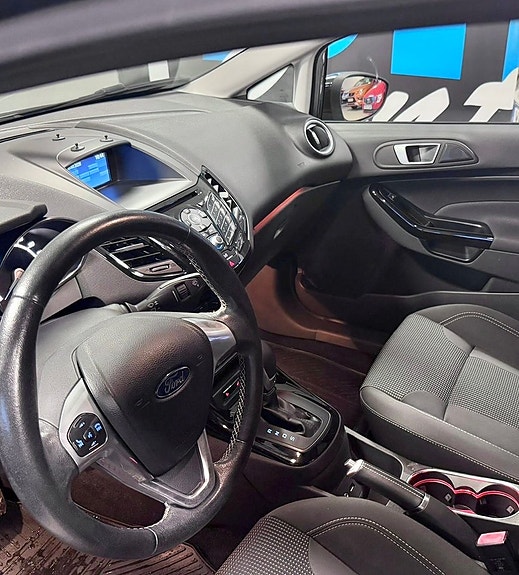 Ford Fiesta 4 of 4