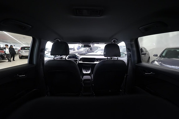 Audi Q4 e-tron 12 of 22