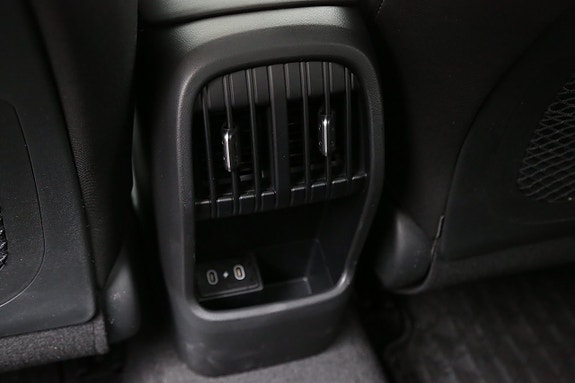 Hyundai Kona 28 of 30