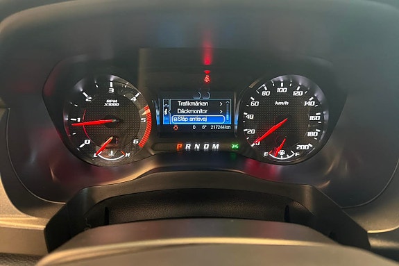 Ford Ranger Raptor 16 of 18