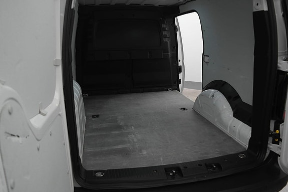Volkswagen Caddy Maxi 20 of 21