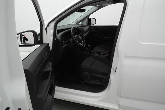 Volkswagen Caddy Maxi 18 of 21