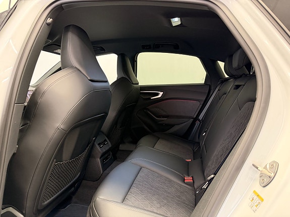 Audi A5 16 of 19
