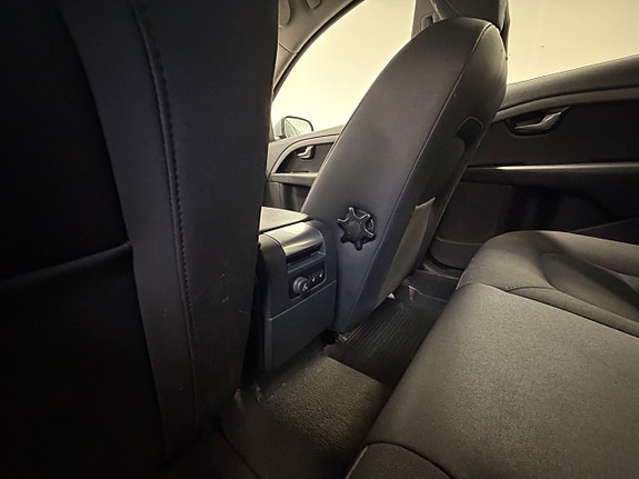Volvo V70 7 of 13