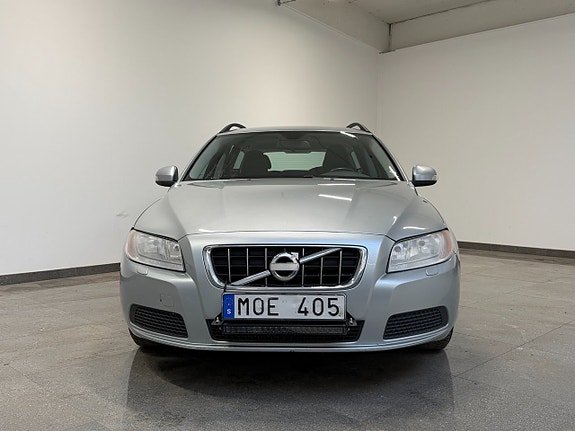 Volvo V70 5 of 13