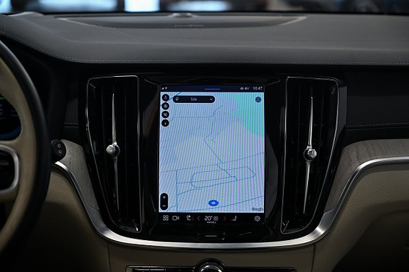 Volvo V60 13 of 24