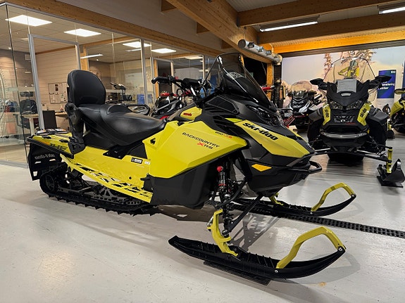 Ski-Doo Backcountry XRS 850 E-tec Turbo R