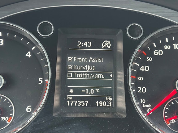 Volkswagen CC 19 of 19